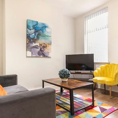 3-Bedroom Home In Liverpool L15 With Free Parking Zewnętrze zdjęcie